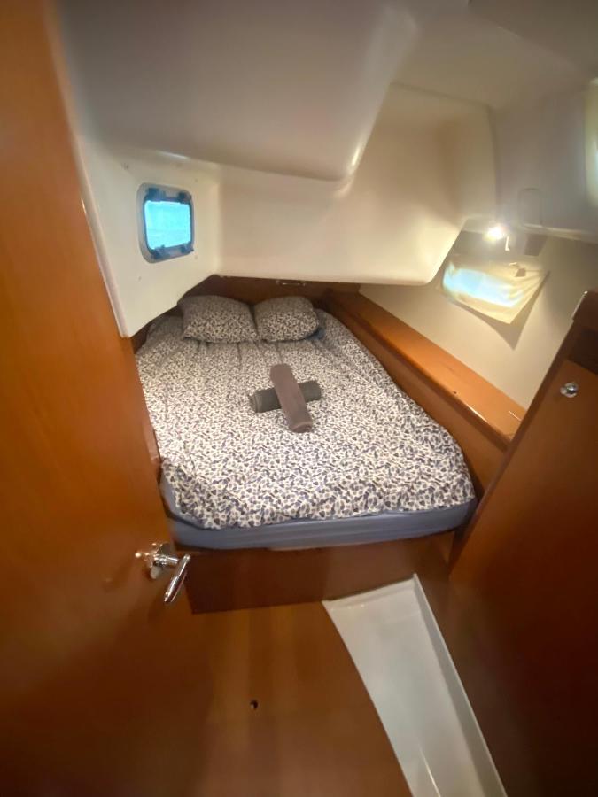 Nuit Insolite Sur Un Voilier Linge Et Menage Inclus - Boat Paradise La Rochelle Ла Рошел Екстериор снимка